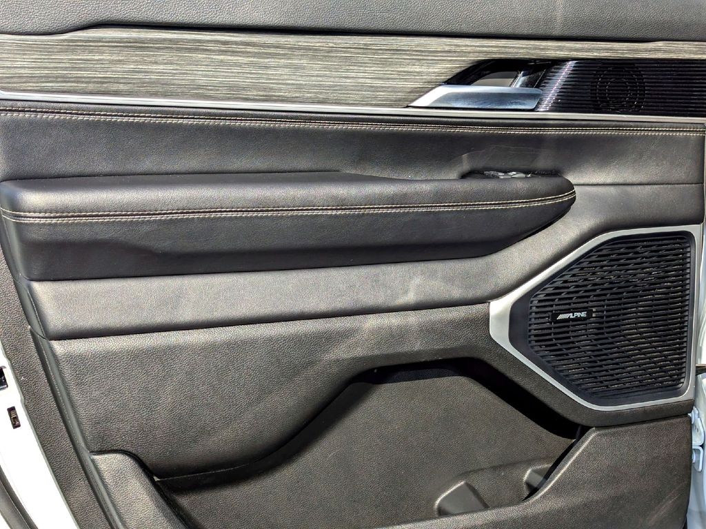 Used Car 2023 Jeep Wagoneer  Series Ii For Sale Under $40,000 In Taylor, Texas