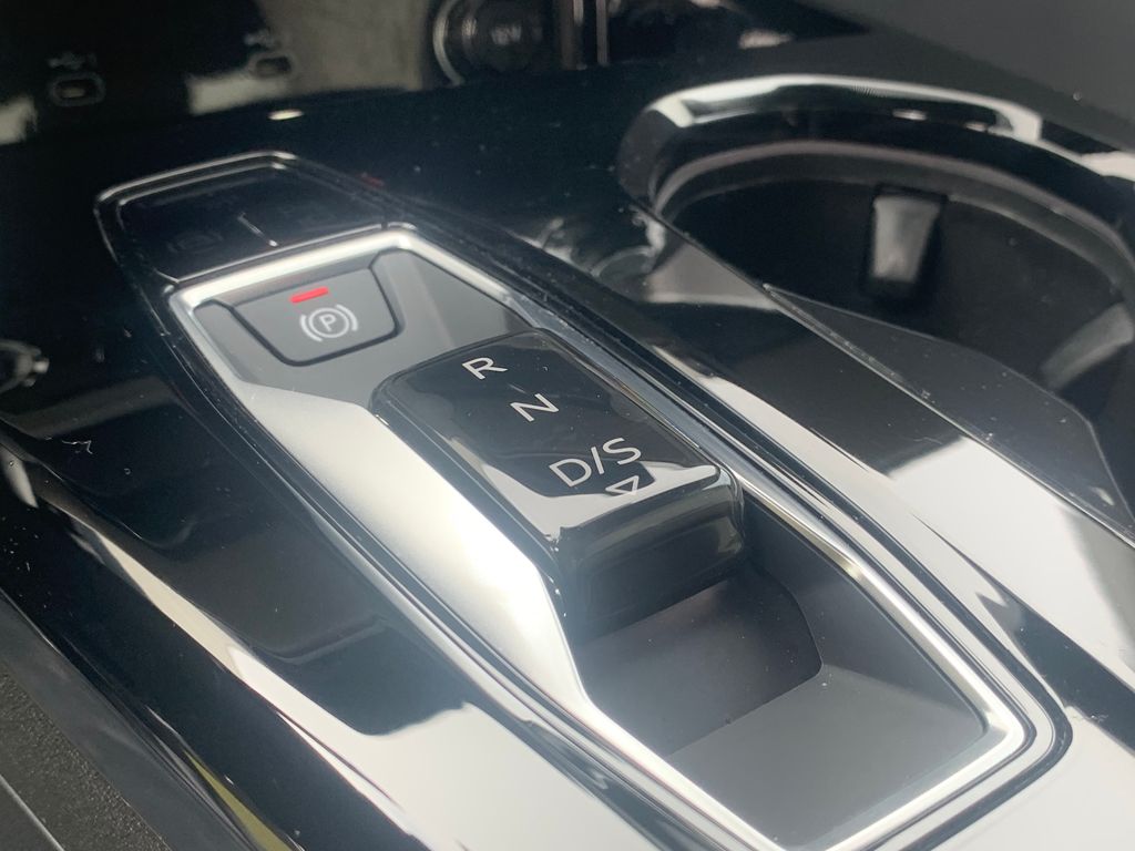 Thumbnail: 2025 Audi Q5 - 14