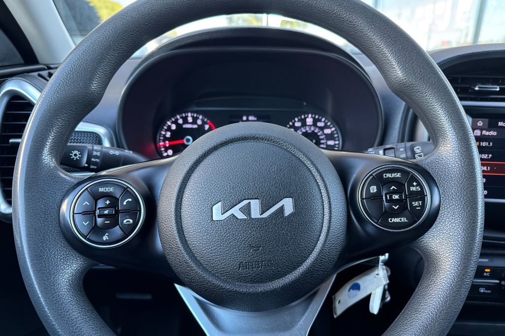used 2022 Kia Soul car, priced at $17,907