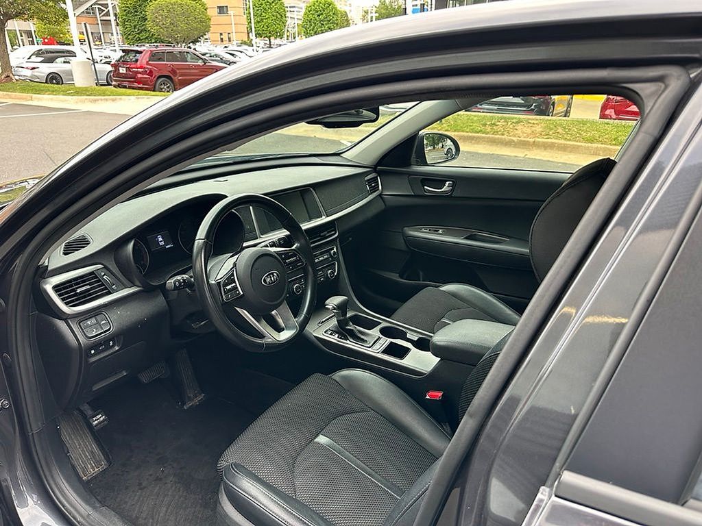 Thumbnail: 2019 Kia Optima - 5