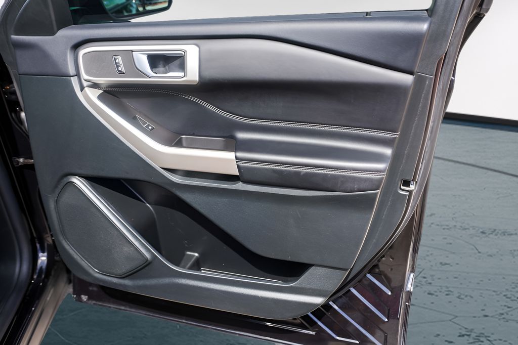 Used Car 2023 Ford Explorer  Xlt For Sale Under $30,000 In Austin, Texas