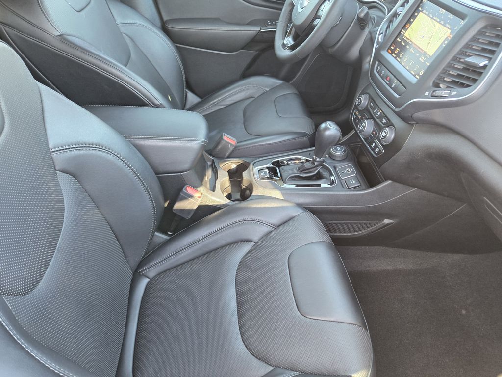 used 2023 Jeep Cherokee car, priced at $21,392