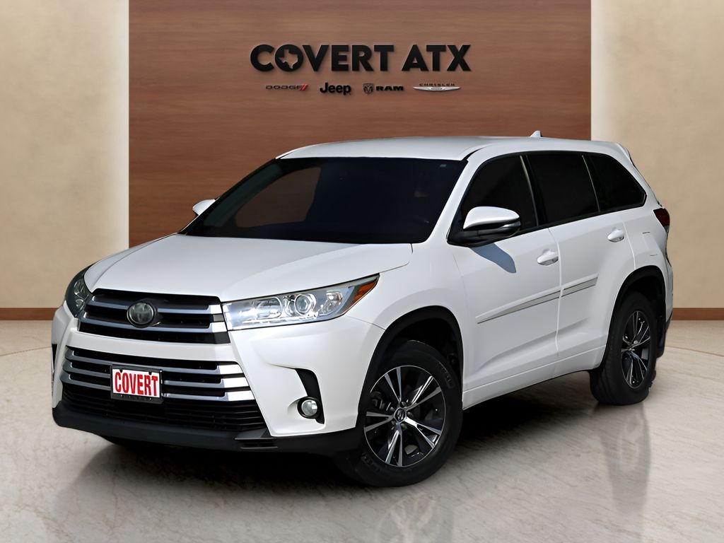Used Car 2018 Toyota Highlander  Le For Sale Under $25,000 In Austin, Texas