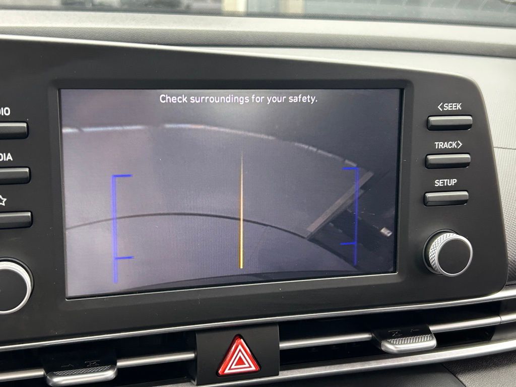 Used 2023 Onyx Black Hyundai SE image 16