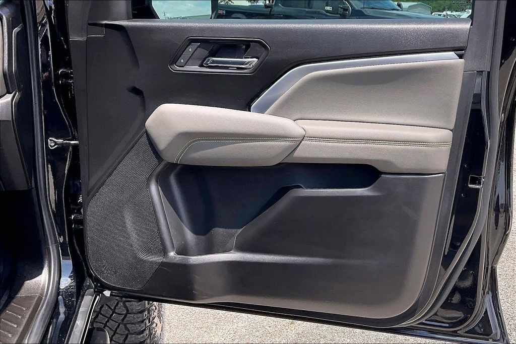 Used 2025 Chevrolet Colorado ZR2 4D Crew Cab