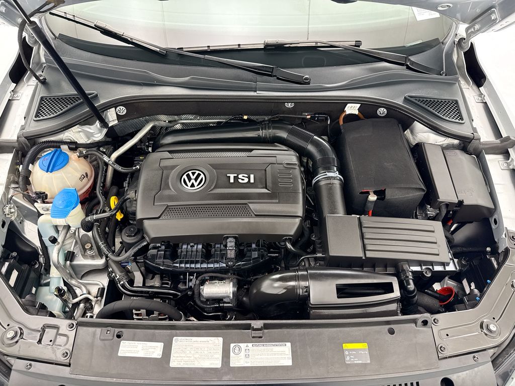 Thumbnail: 2015 Volkswagen Passat - 28