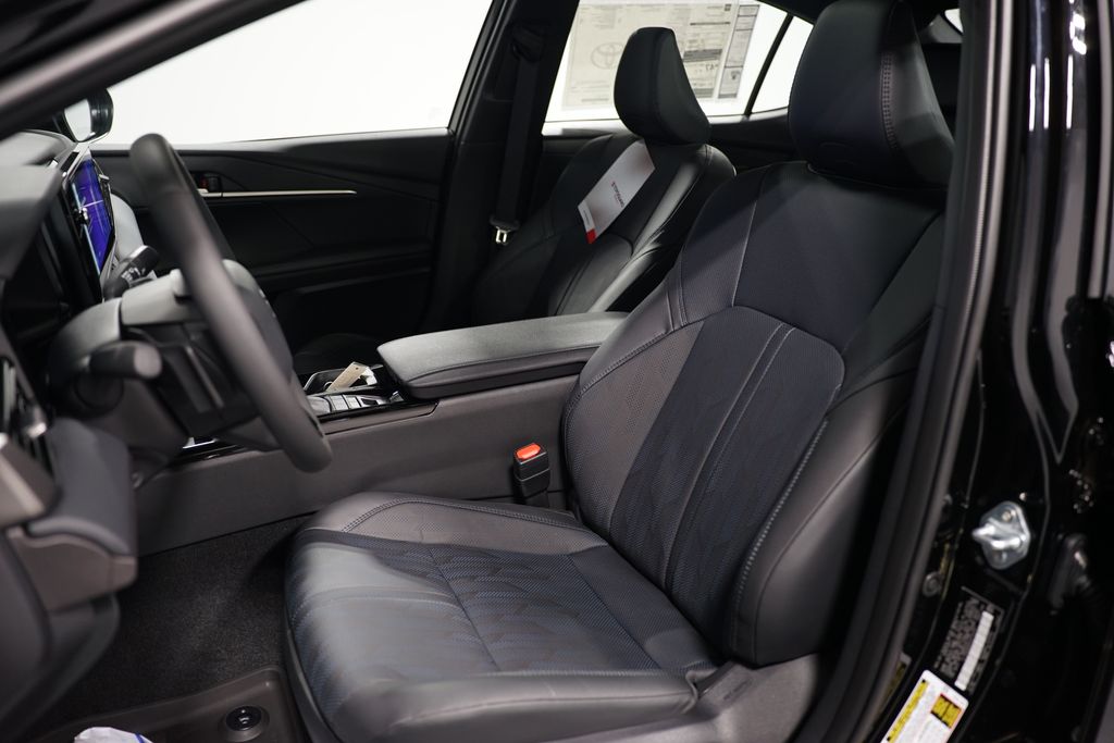 Thumbnail: 2025 Toyota Camry - 28