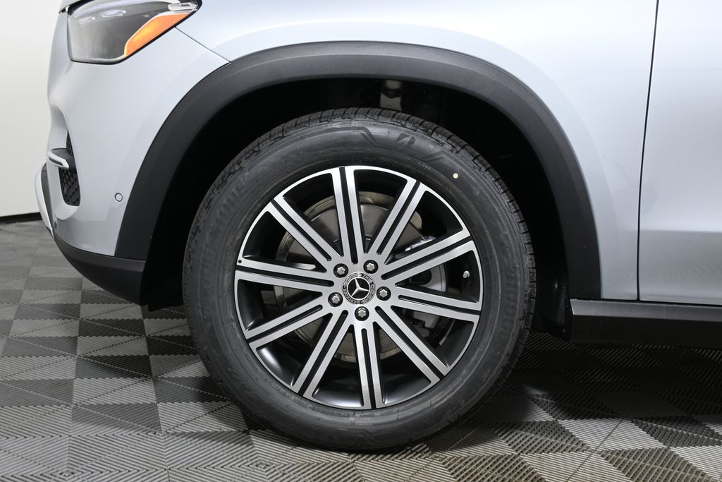 Thumbnail: 2026 Mercedes-Benz GLE - 11