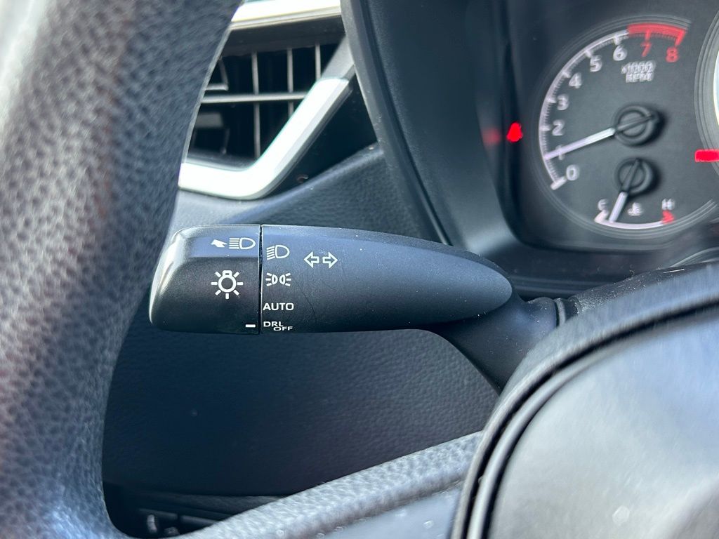 Thumbnail: 2021 Toyota Corolla - 20