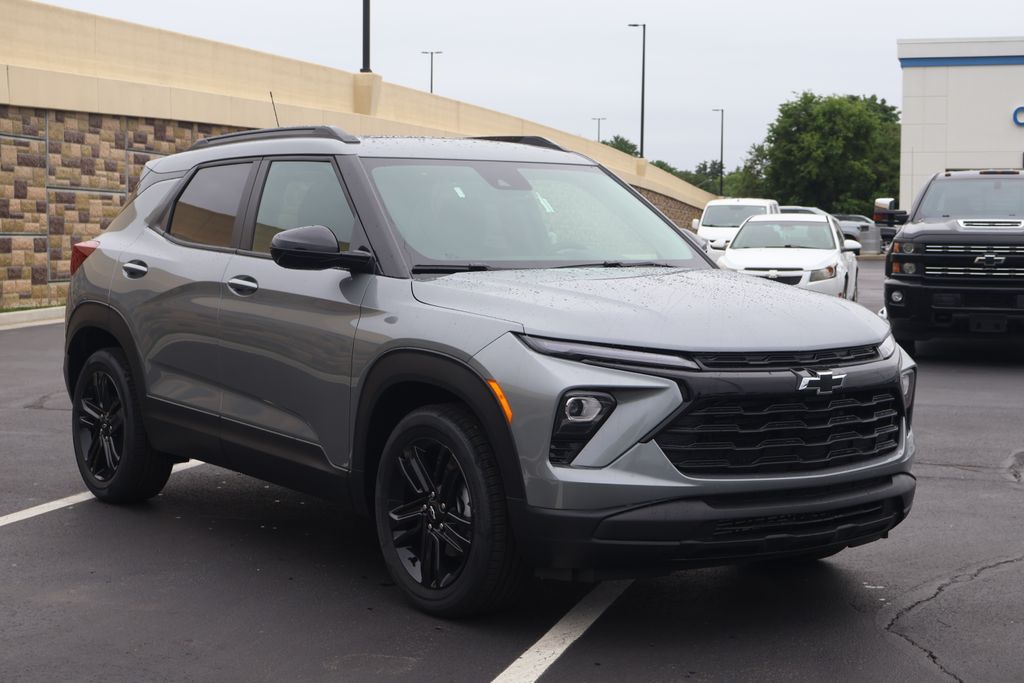 Thumbnail: 2026 Chevrolet TrailBlazer - 10