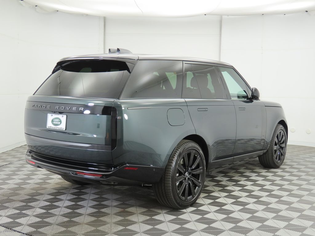 2025 Land Rover Range Rover SE 5