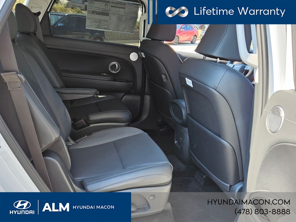 New 2026 White Hyundai SEL Convenience image 19