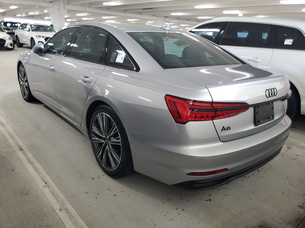 Used 2024 Silver Audi  image 4
