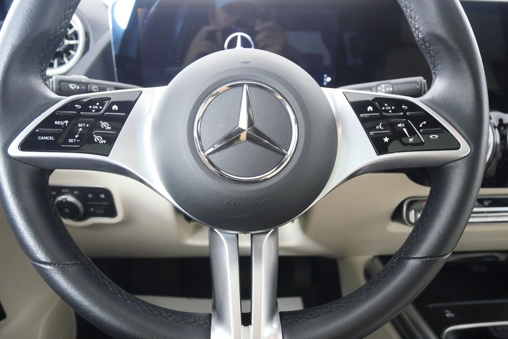 Thumbnail: 2024 Mercedes-Benz GLA - 23
