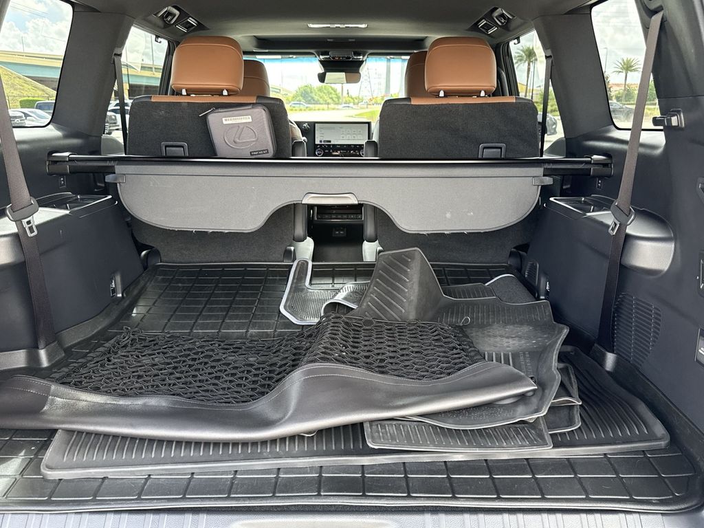 Thumbnail: 2024 Lexus GX - 13