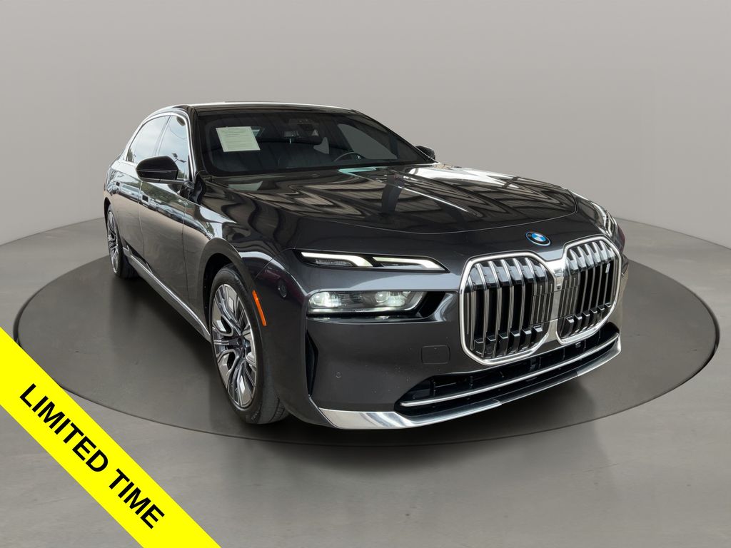 Gray (Dark Graphite Metallic) 2023 BMW i7 Sedan All-Wheel Drive Automatic