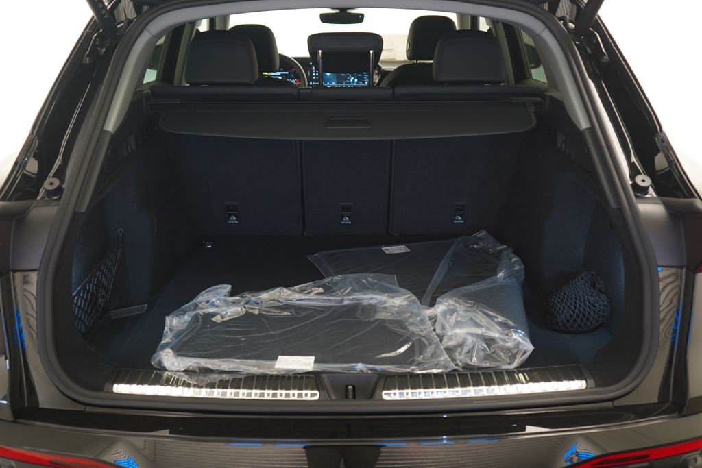 Thumbnail: 2025 Audi Q5 - 11