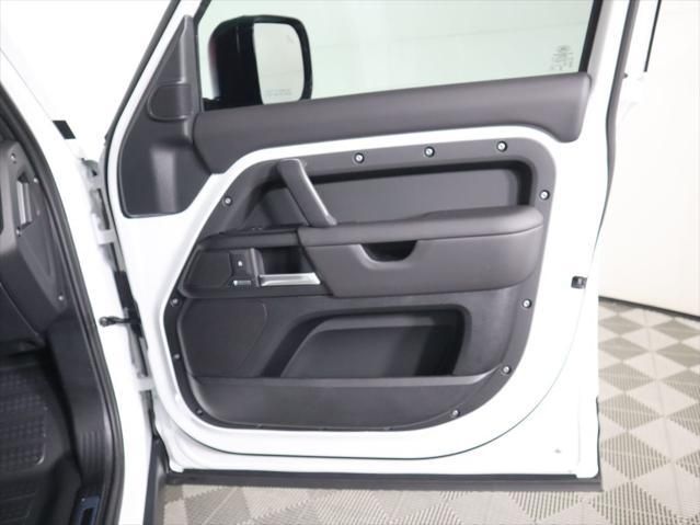 Thumbnail: 2026 Land Rover Defender - 26