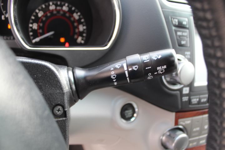 Used Car 2012 Toyota Highlander  Limited For Sale Under $10,000 In Georgetown, Texas