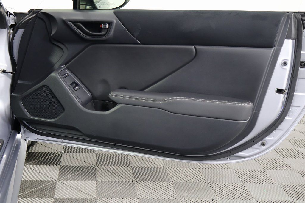2022 Toyota GR86 Premium 13