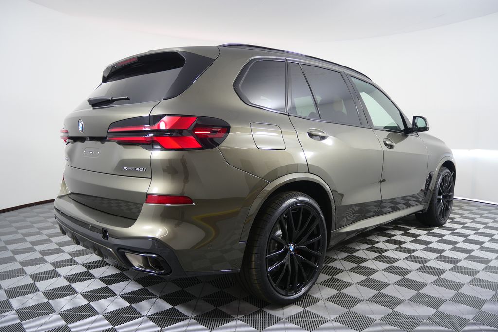 Thumbnail: 2026 BMW X5 - 3