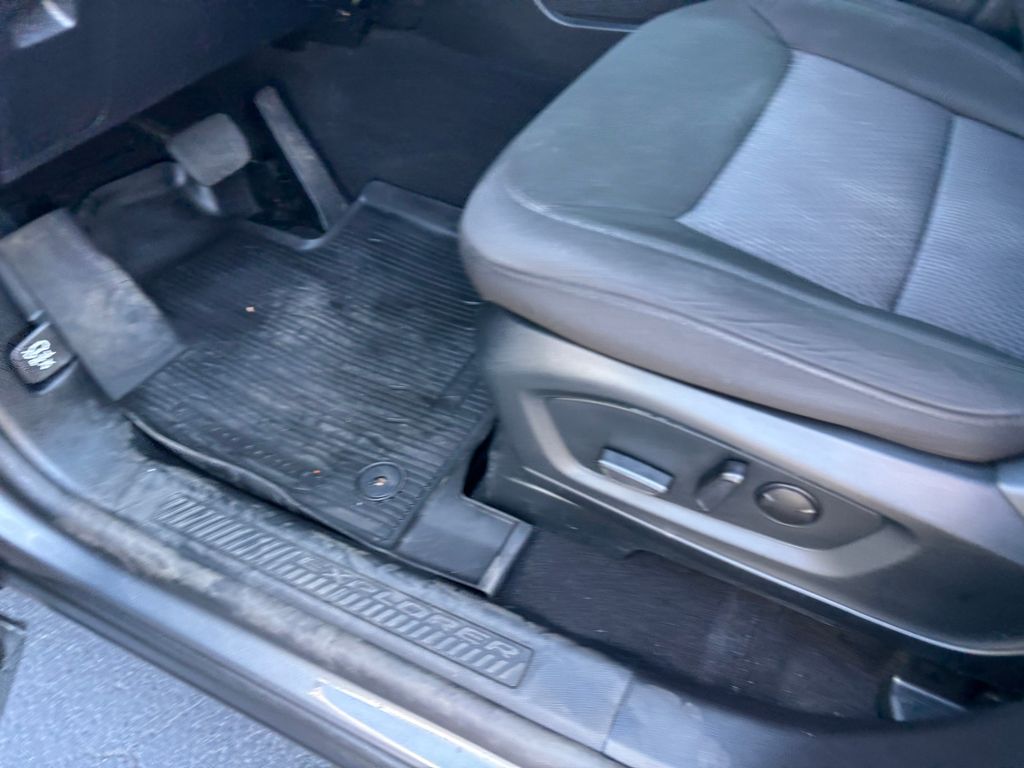 Used Car 2024 Ford Explorer  Xlt For Sale Under $30,000 In Austin, Texas