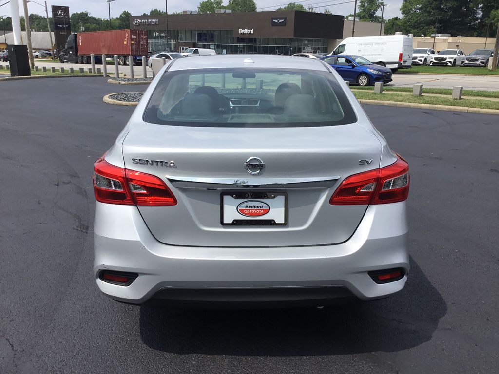 Thumbnail: 2019 Nissan Sentra - 4