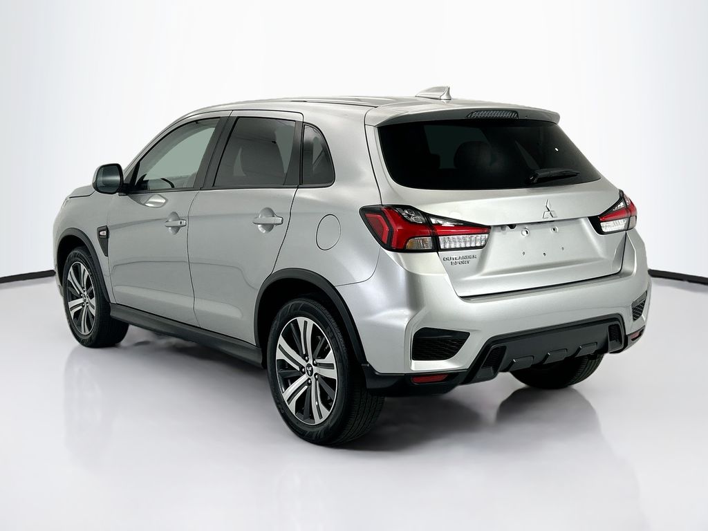 Used 2024 Silver Mitsubishi 2.0 ES image 7