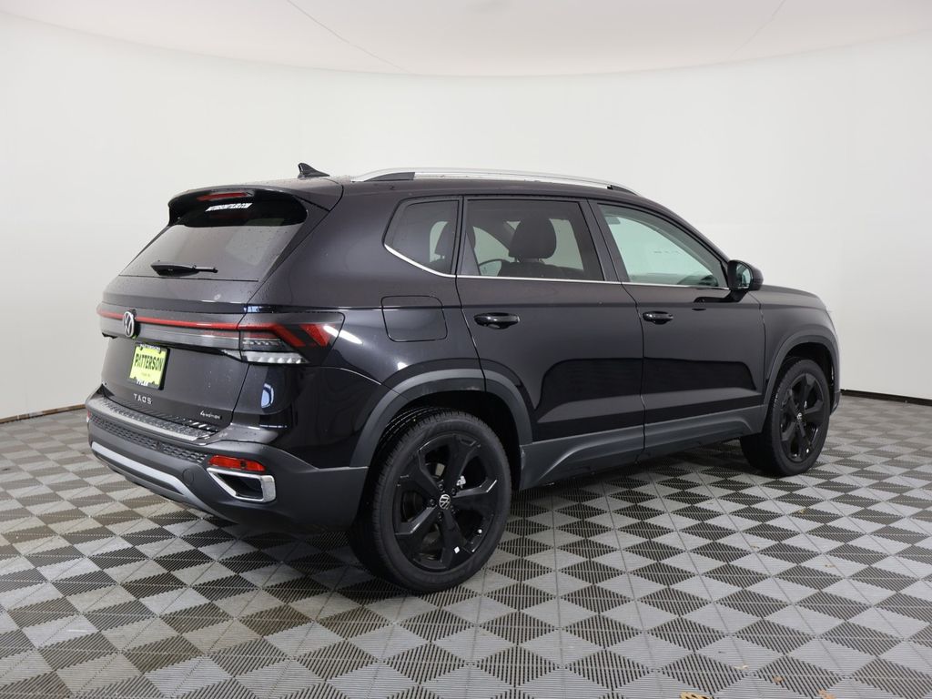 2025 Volkswagen Taos SEL - Photo 6