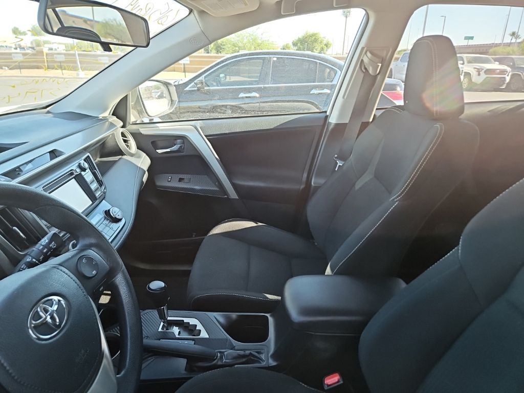 Thumbnail: 2015 Toyota RAV4 - 5