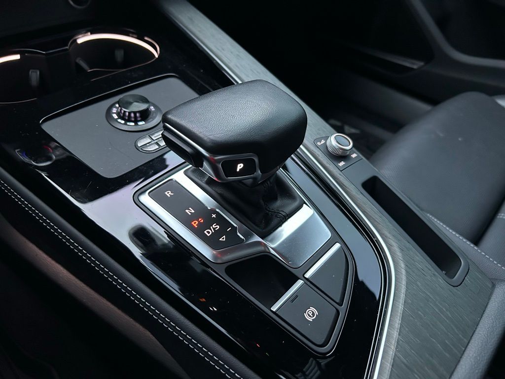 Thumbnail: 2023 Audi A4 - 29