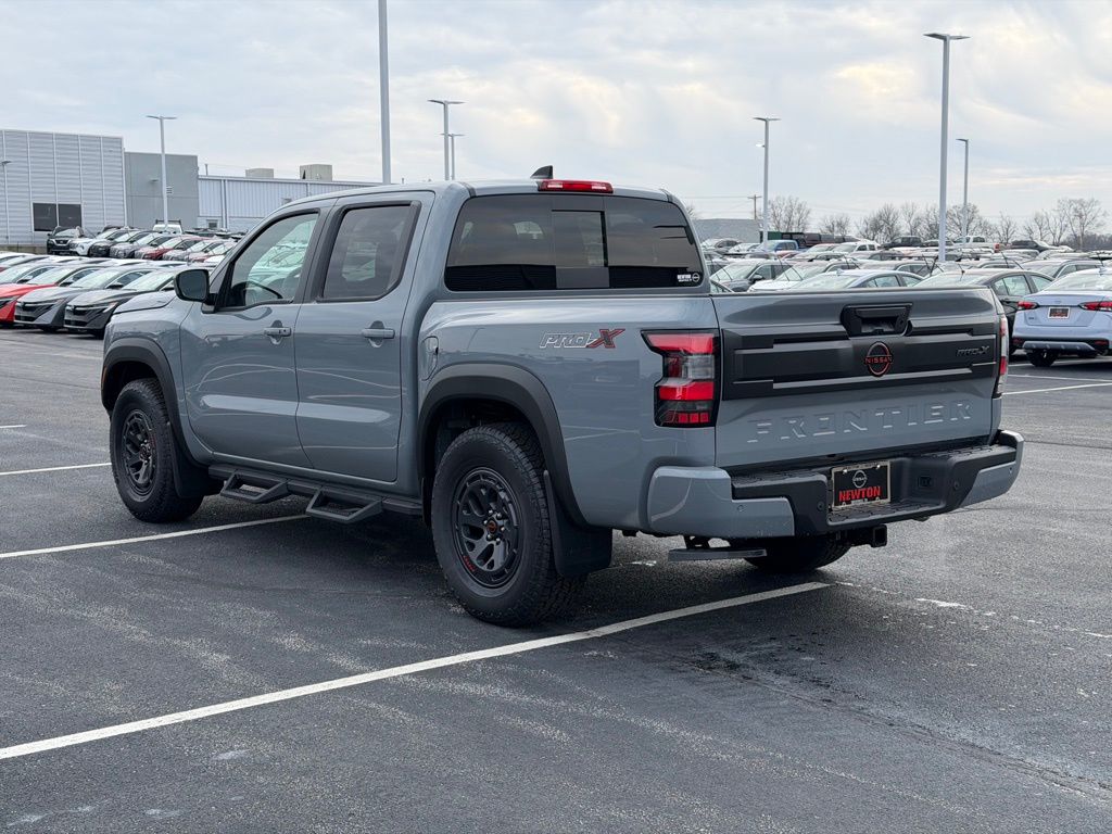 View vehicle photo 6