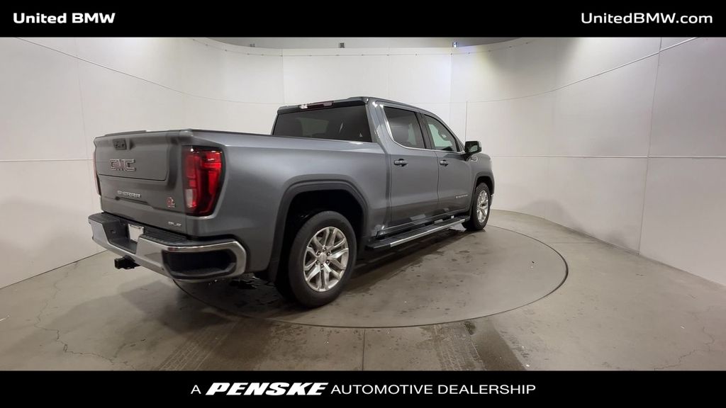 2022 GMC Sierra 1500 SLE 8