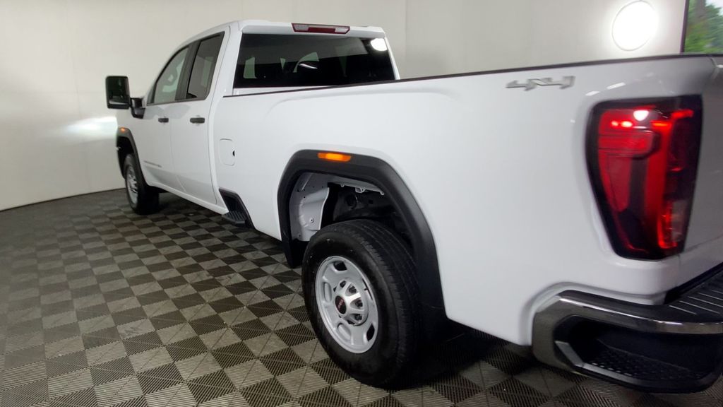2025 GMC Sierra 2500HD Pro photo