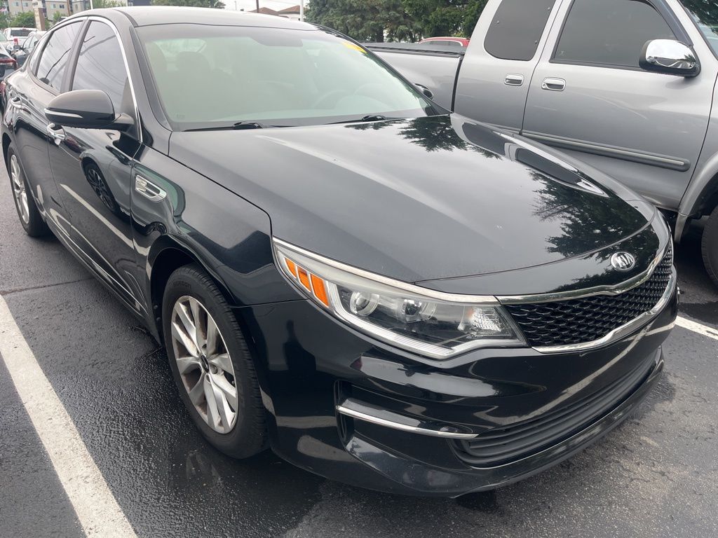 Thumbnail: 2017 Kia Optima - 5