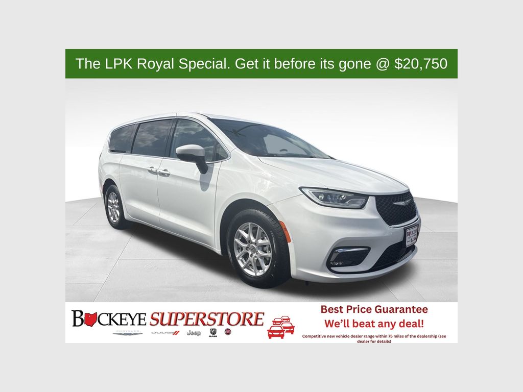 Bright White Clearcoat 2023 Chrysler Pacifica Minivan Front-Wheel Drive 9-Speed Automatic
