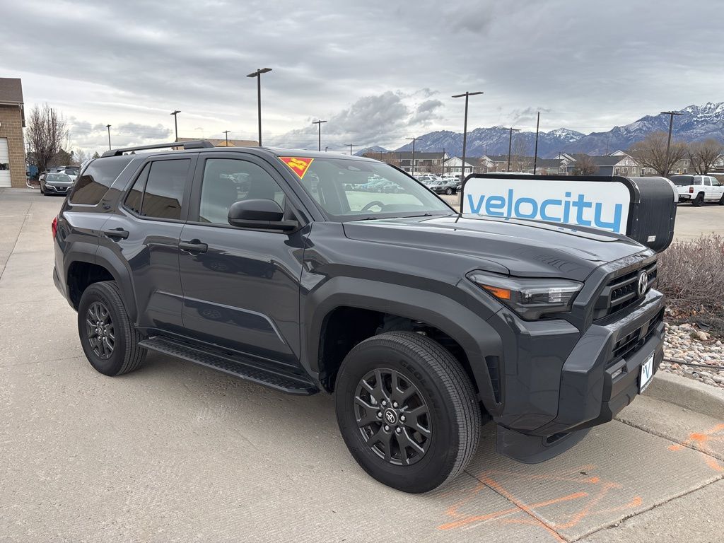 2025 Toyota 4Runner SR5 4WD