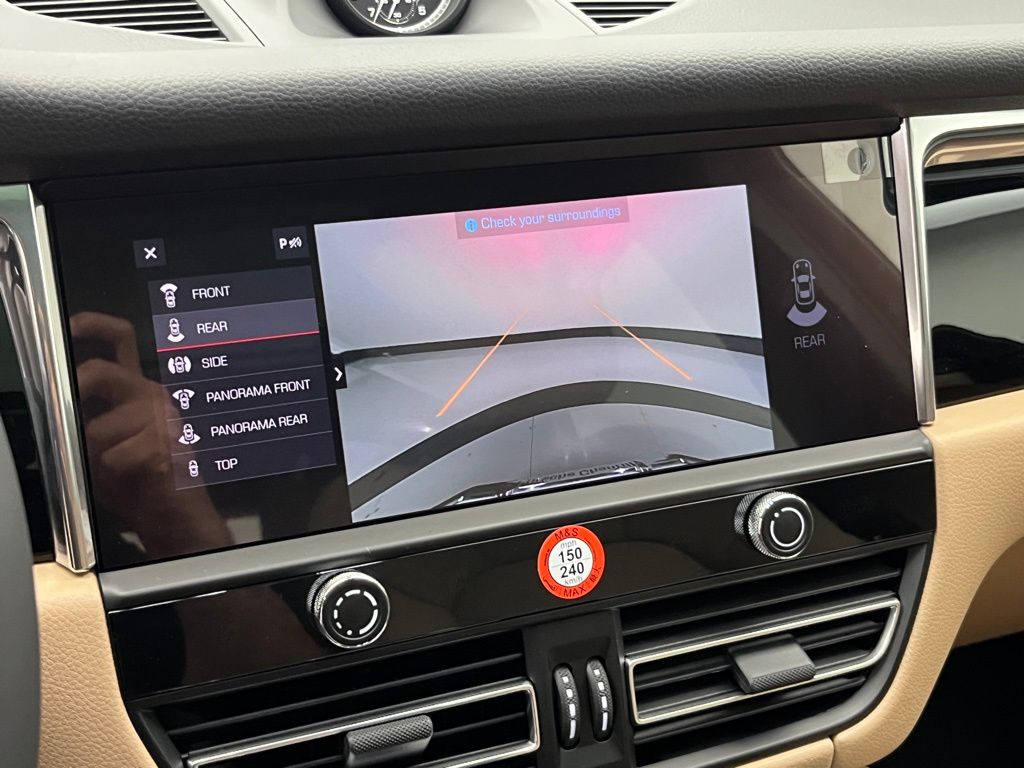 Thumbnail: 2026 Porsche Macan - 16