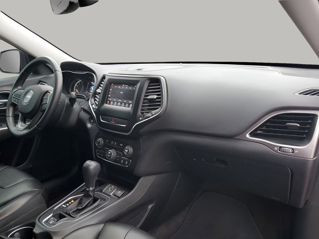 Used Car 2019 Jeep Cherokee  Latitude Plus For Sale Under $20,000 In Austin, Texas