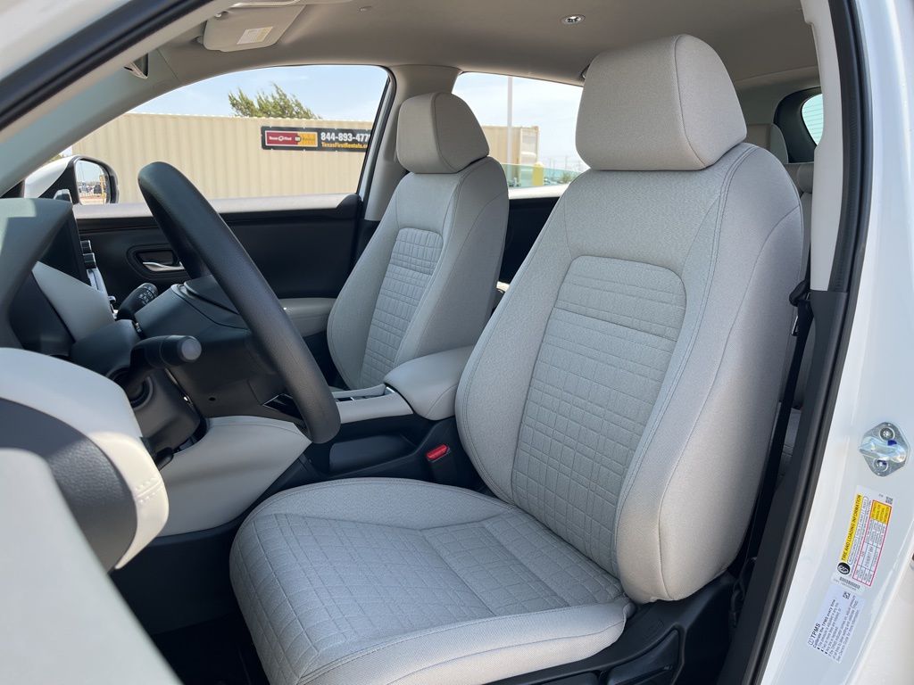 2025 Honda HR-V LX 12
