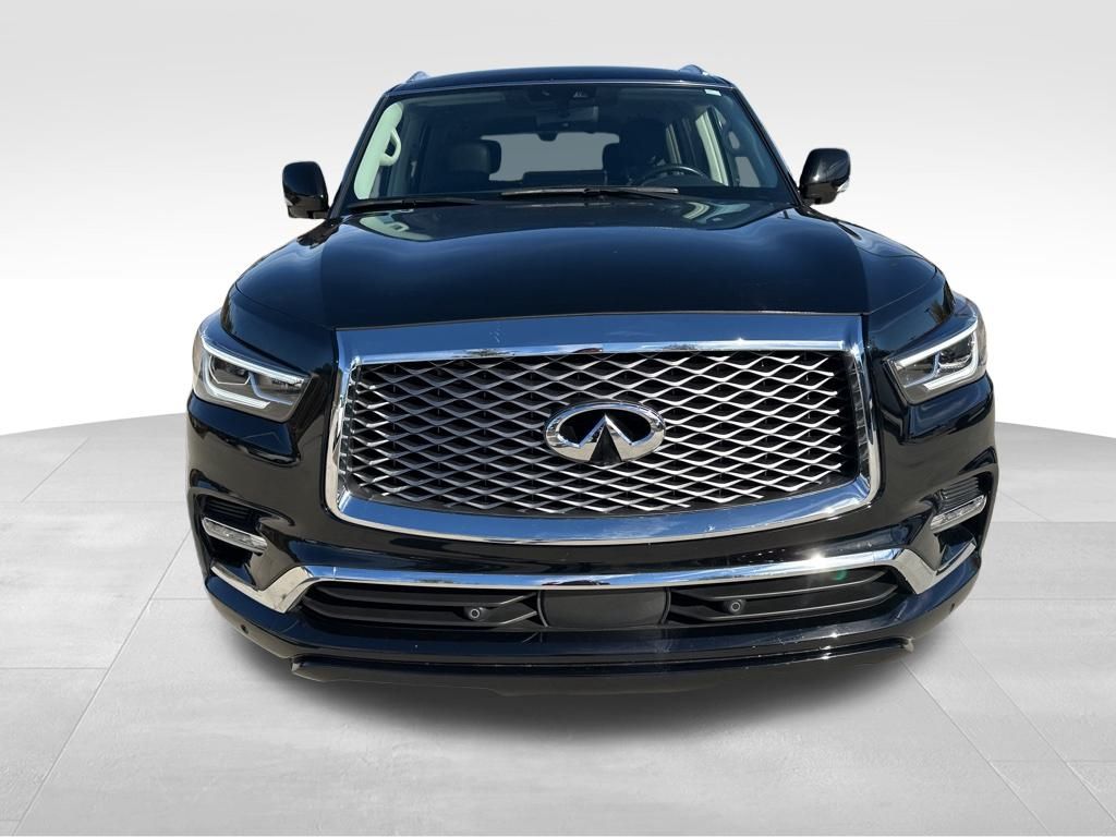 2022 INFINITI QX80 LUXE 3