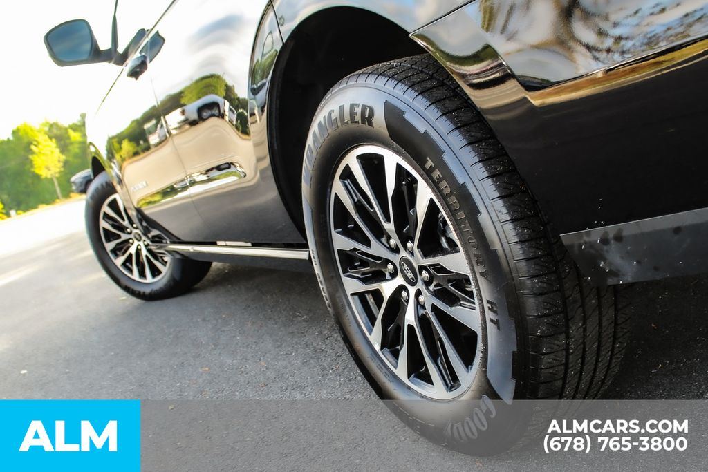 Used 2025 Black Ford Platinum image 15