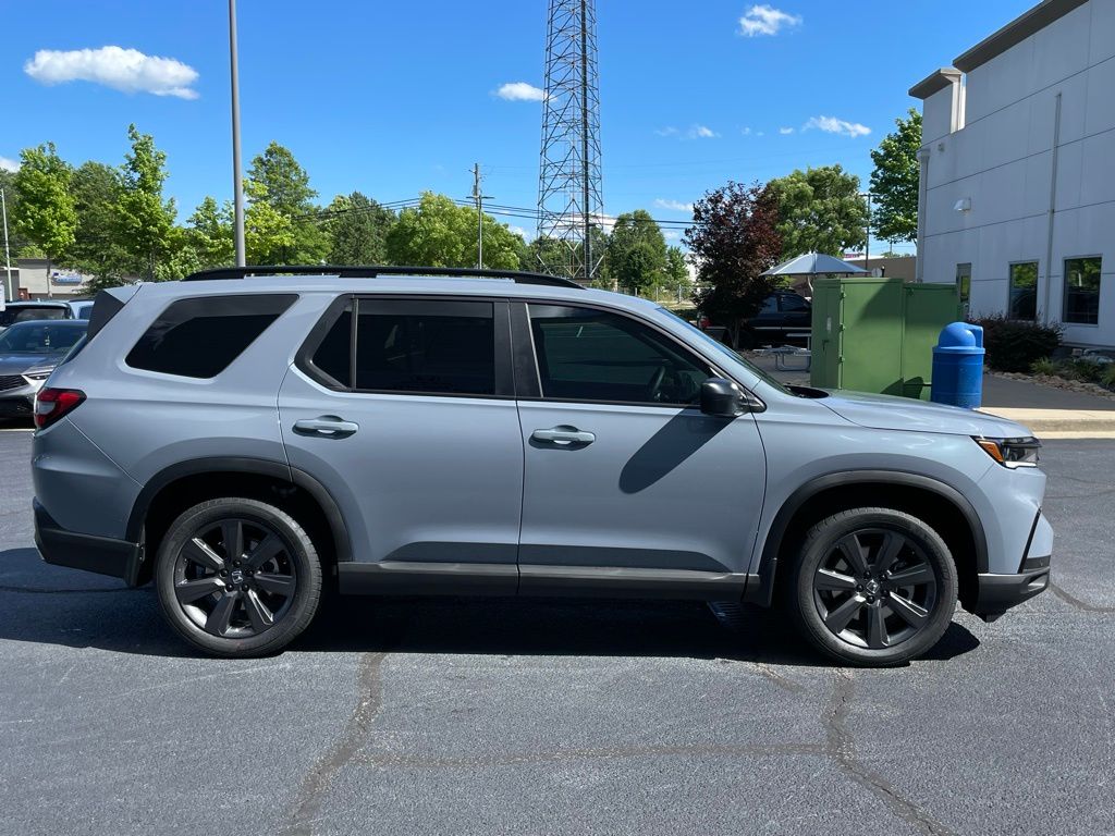 Thumbnail: 2025 Honda Pilot - 7