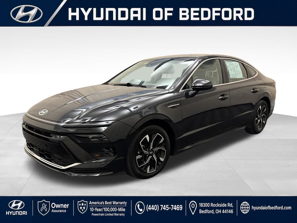 Carbon Blue 2024 Hyundai Sonata Sedan Front-Wheel Drive 8-Speed Automatic