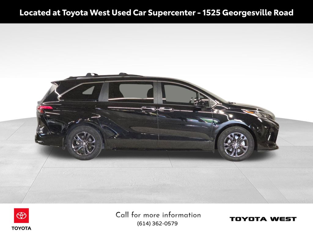 2024 Toyota Sienna XSE photo 4