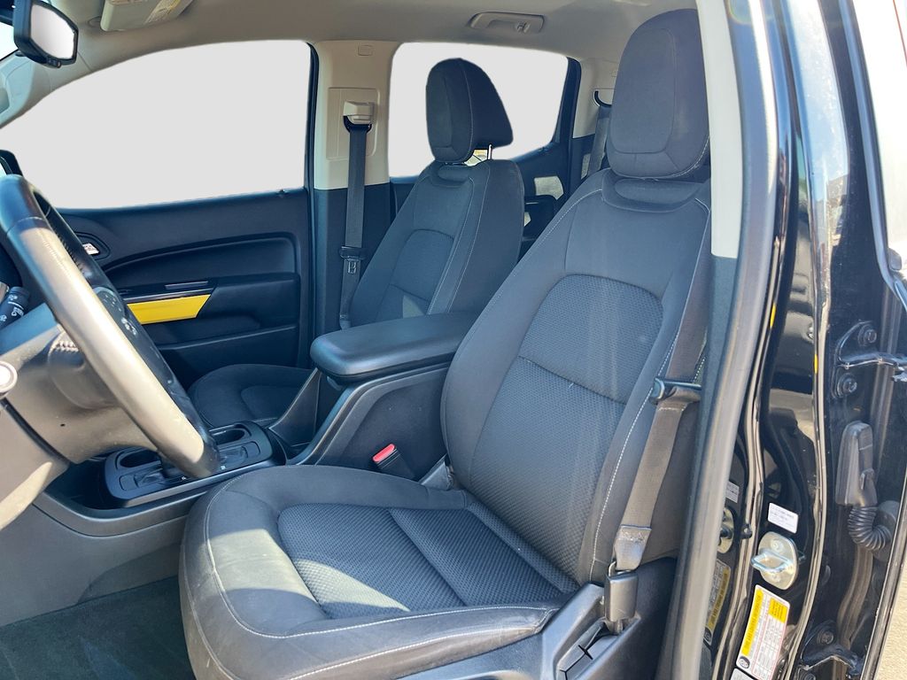 Used 2015 Black Chevrolet LT image 19