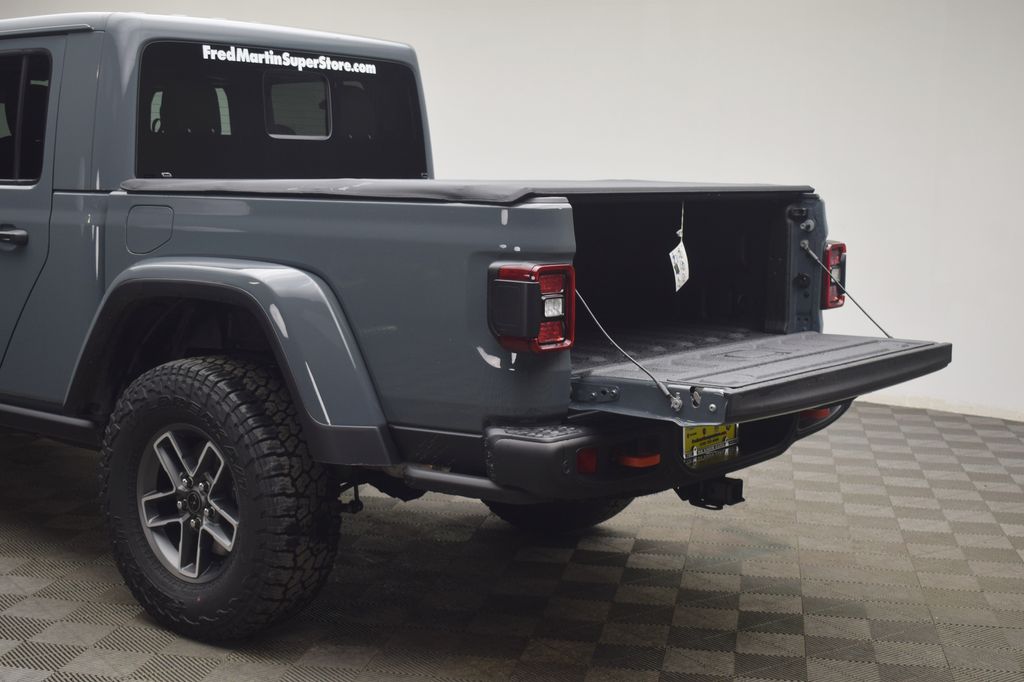 new 2026 Jeep Gladiator car, priced at $57,363