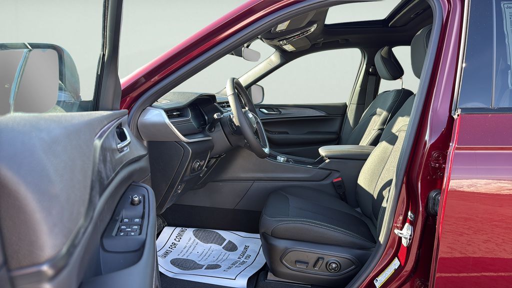 2026 Jeep Grand Cherokee