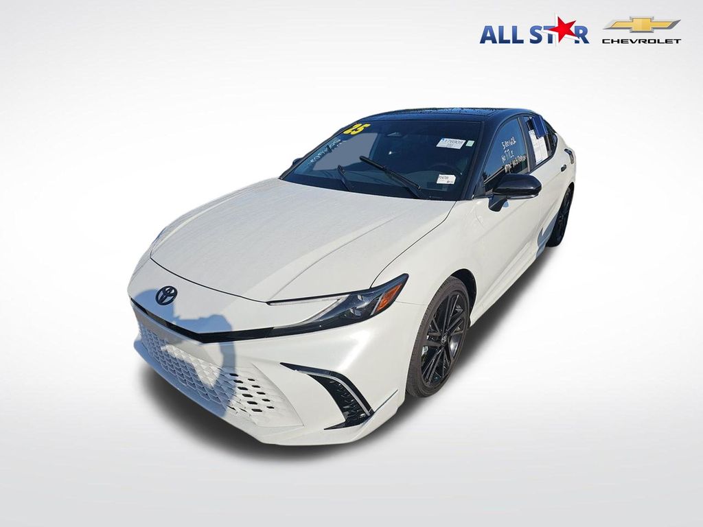 2025 Toyota Camry XSE FWD