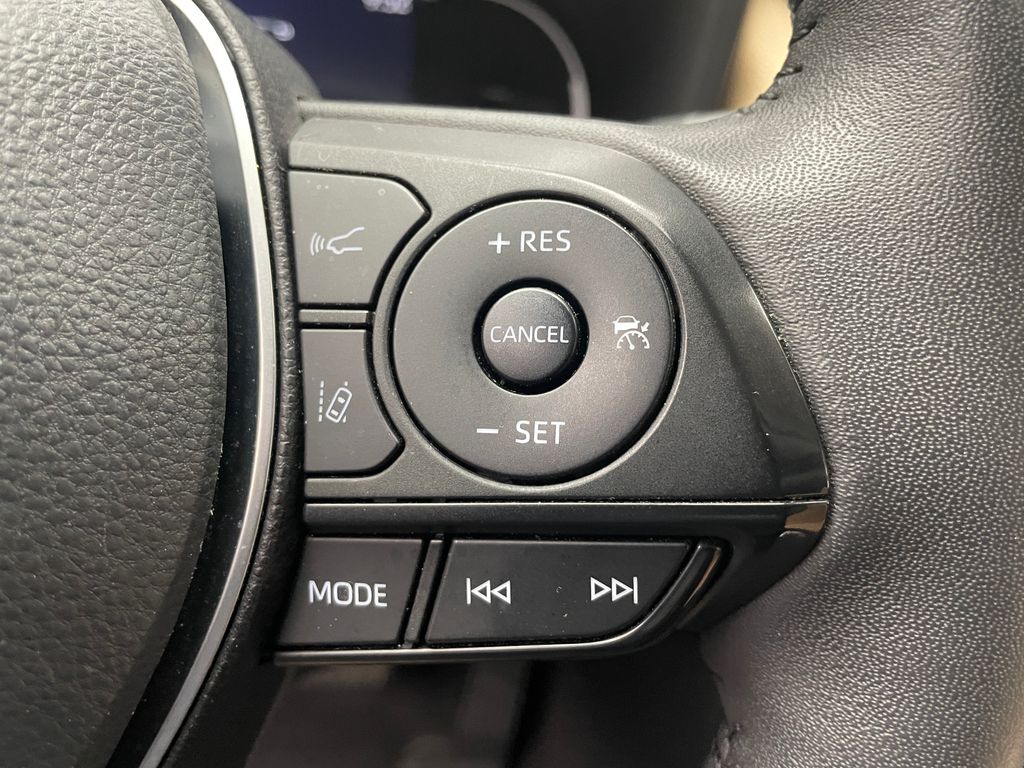 Thumbnail: 2024 Toyota RAV4 - 23